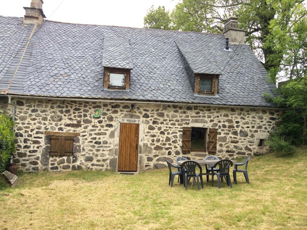 Le Buron Du Mas Villa Marchastel  Exteriör bild