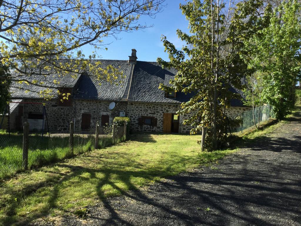 Le Buron Du Mas Villa Marchastel  Exteriör bild
